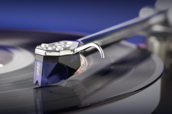 ORTOFON 2M Blue Pikap İğnesi