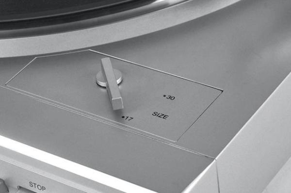Denon DP-29F Pilak Çalar Gri