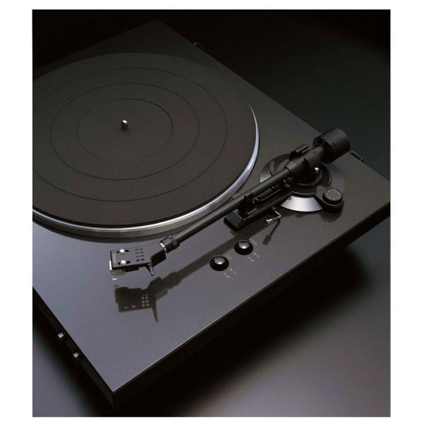 Denon DP-300F Pilak Çalar / Siyah