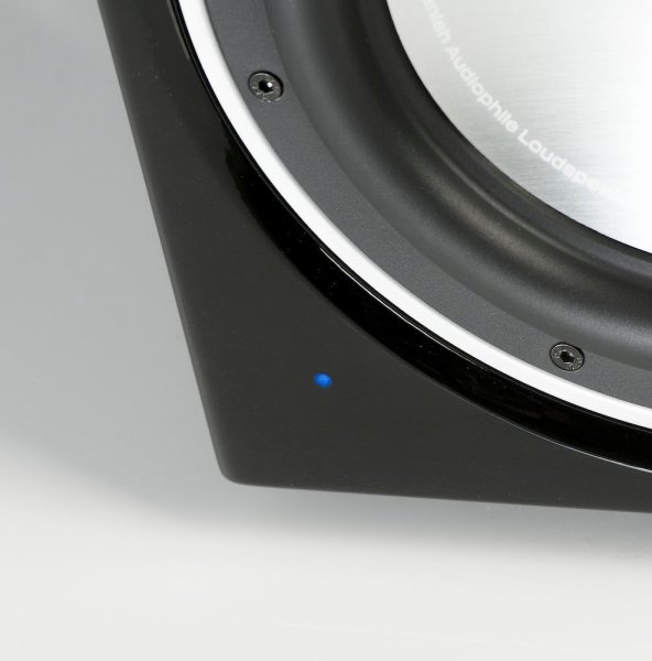 DALI SUB E-9 F 170W Aktif Subwoofer Siyah