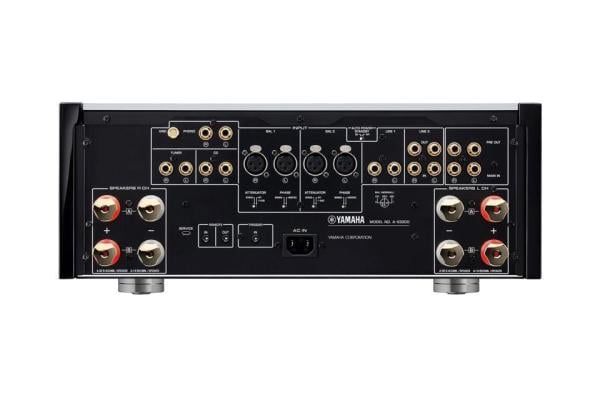 Yamaha AS 3200 Stereo Amplifier / sılver