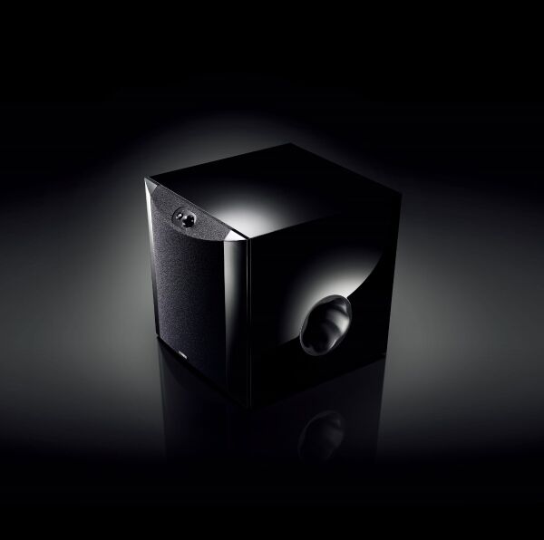 Yamaha NS-SW200 130W Aktif Subwoofer Piano Black