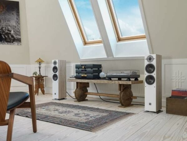 Dali Oberon 5 Kule Tipi Hoparlör Çift Light Oak